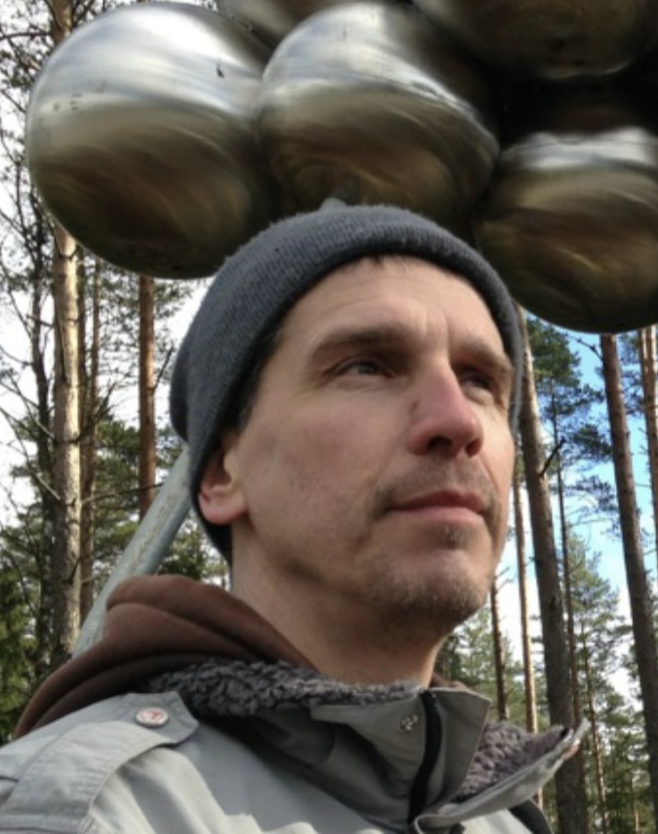 portrait of Thomas Nordström