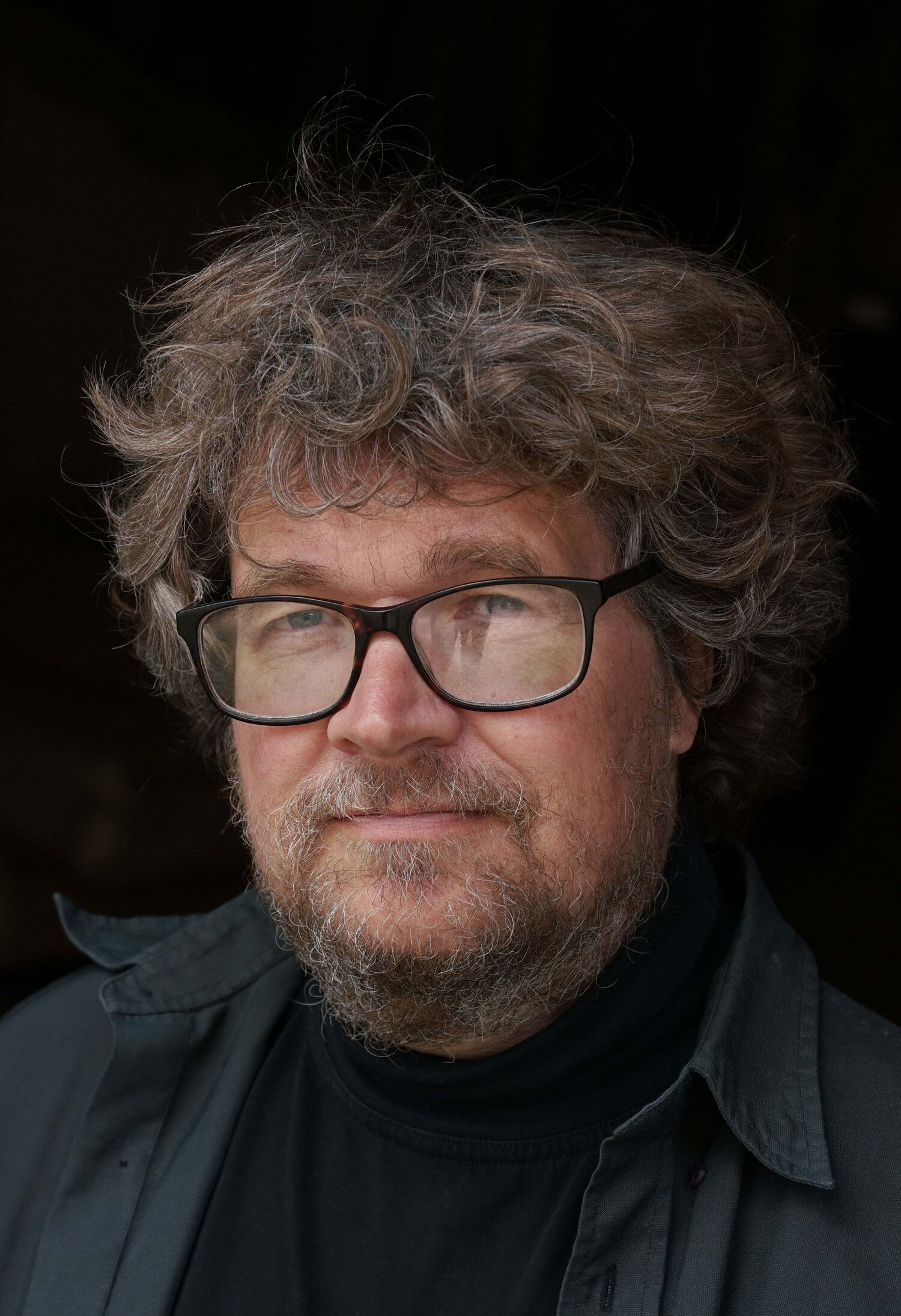 portrait of Thomas Kadziola