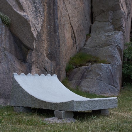 Säng by Anders Thorlin