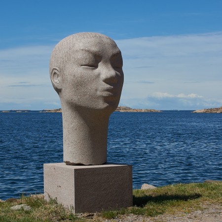 ...og derfor gråter hun by Kjersti Wexelsen Goksøyr