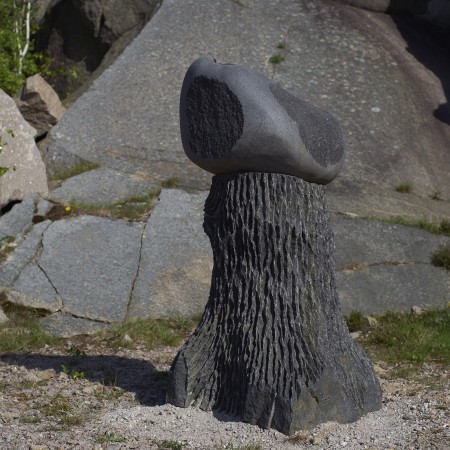 Eloquent conversation by Lukas Arons