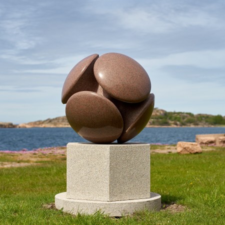 Klot med sex ben by Ulf Johnsson